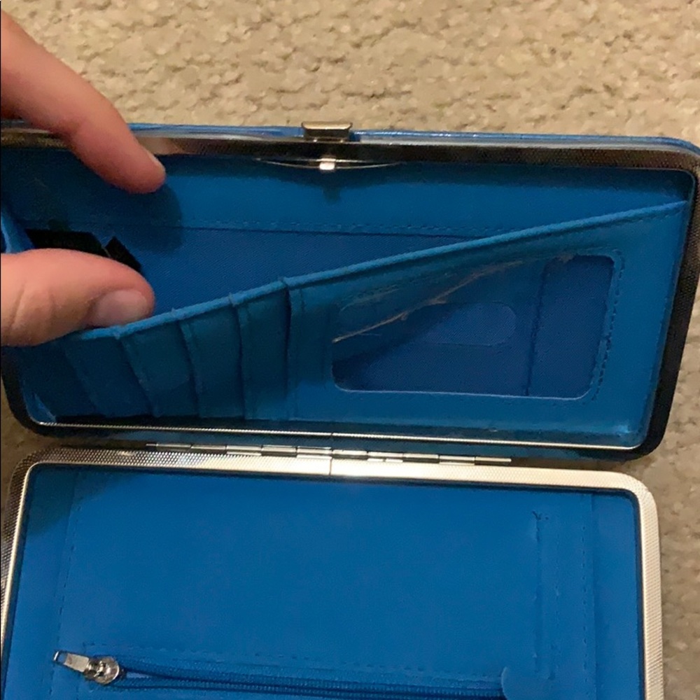 Wallet - Picture 4 of 4